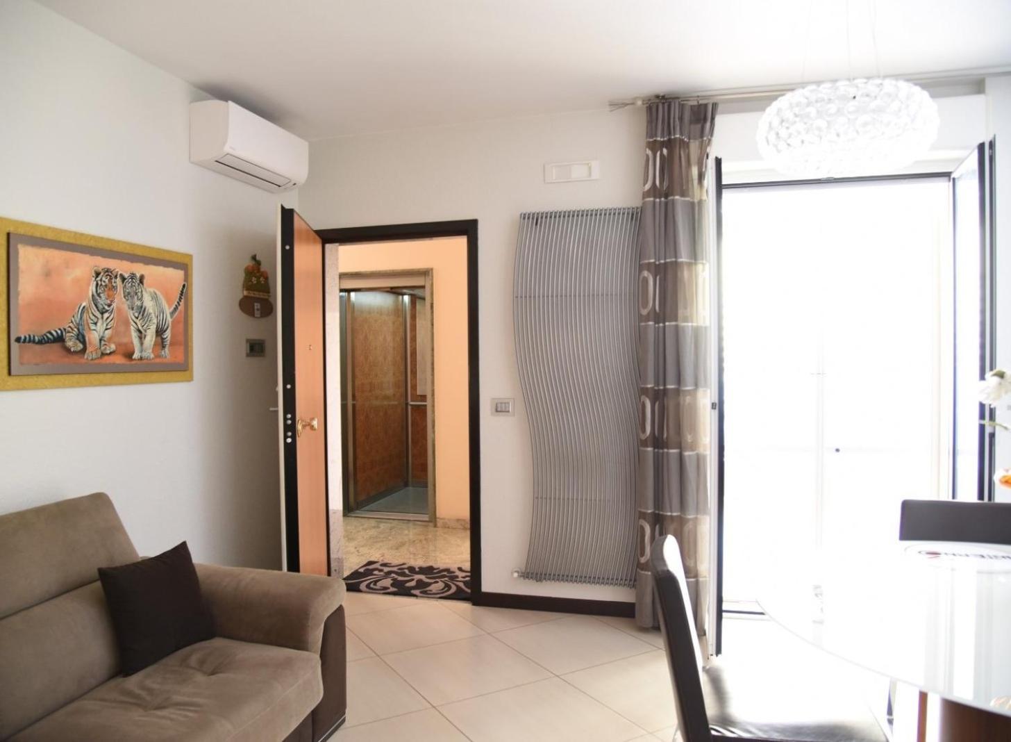 Apartamento Gravina + Box Auto Privato *